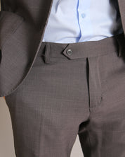 Single-breasted tailored suit