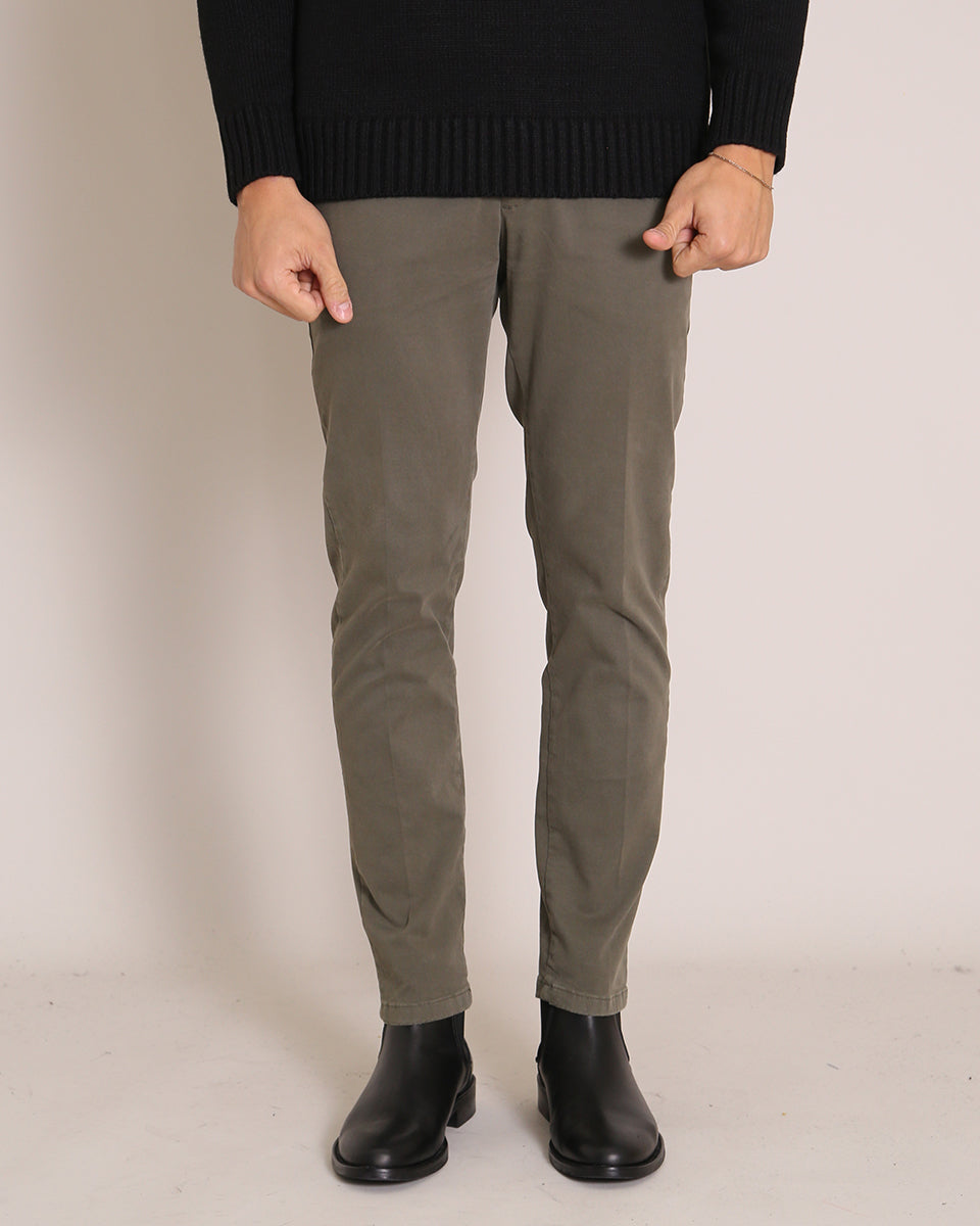 Pantalone Chino