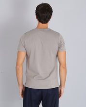 Basic t-shirt con spacchetto