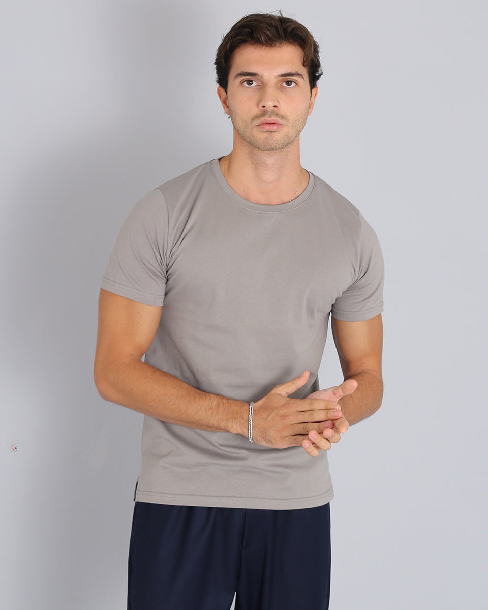 Basic t-shirt con spacchetto