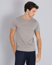 Basic t-shirt con spacchetto