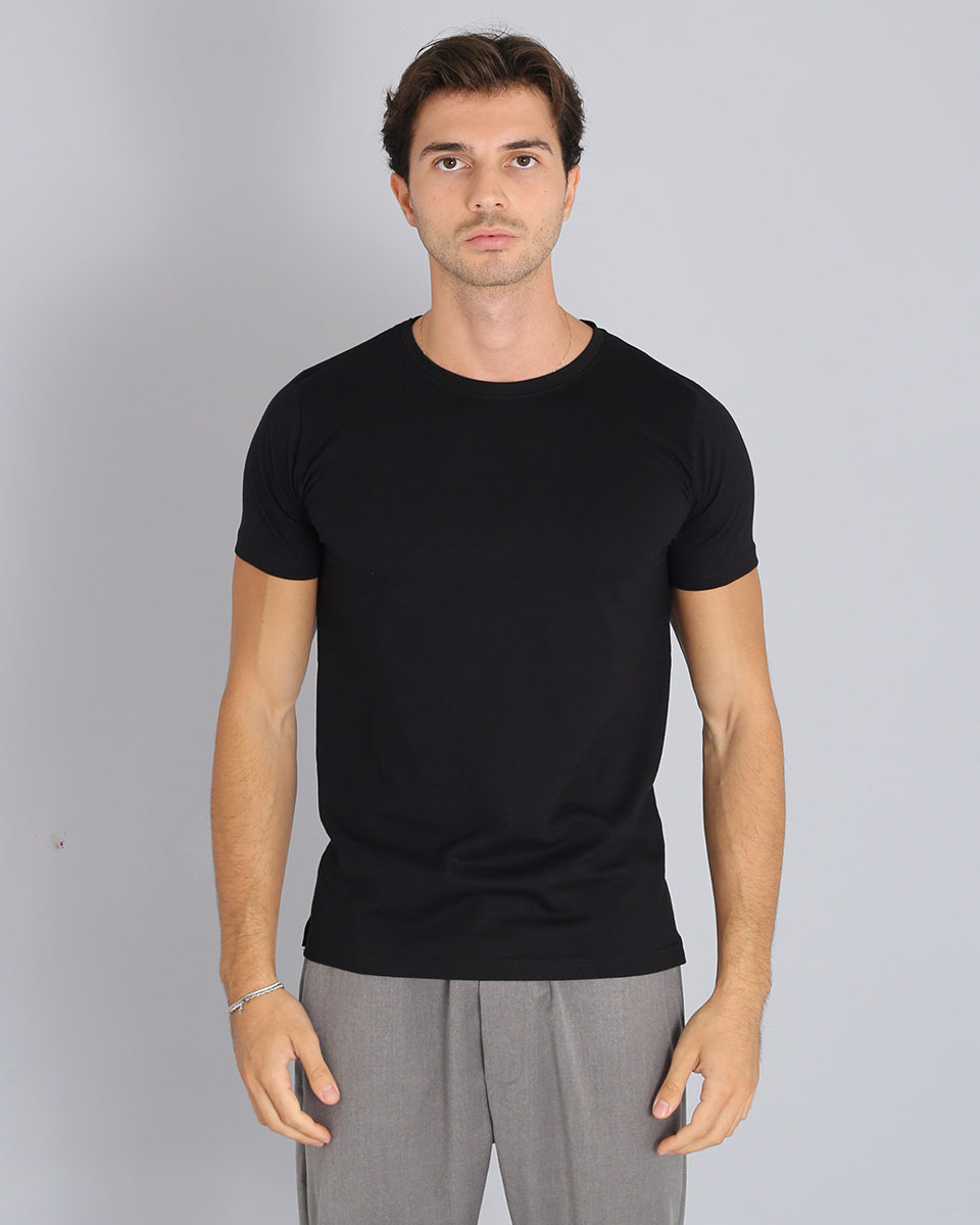 Basic t-shirt con spacchetto