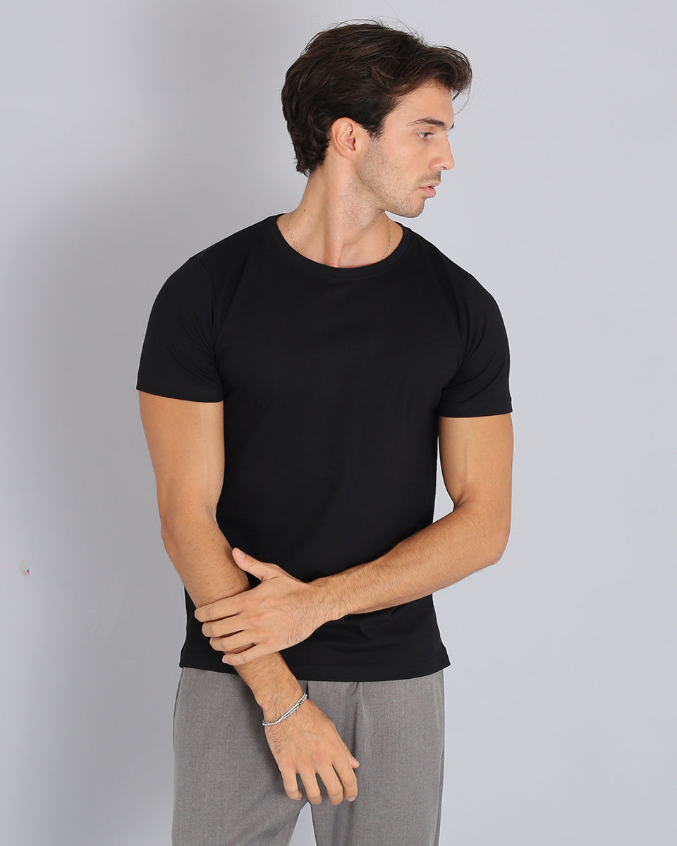 Basic t-shirt con spacchetto