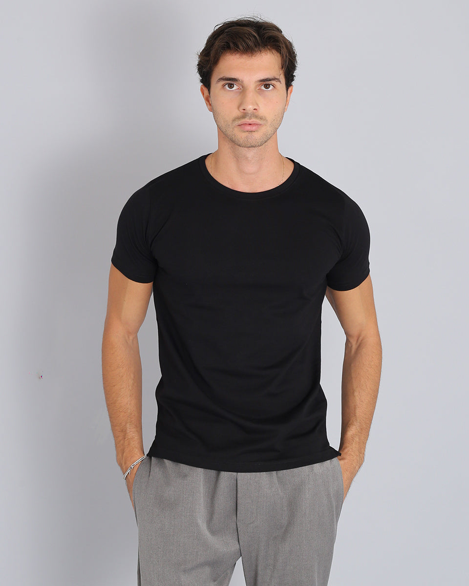 Basic t-shirt con spacchetto