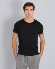 Basic t-shirt con spacchetto