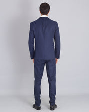 Single-breasted tailored suit