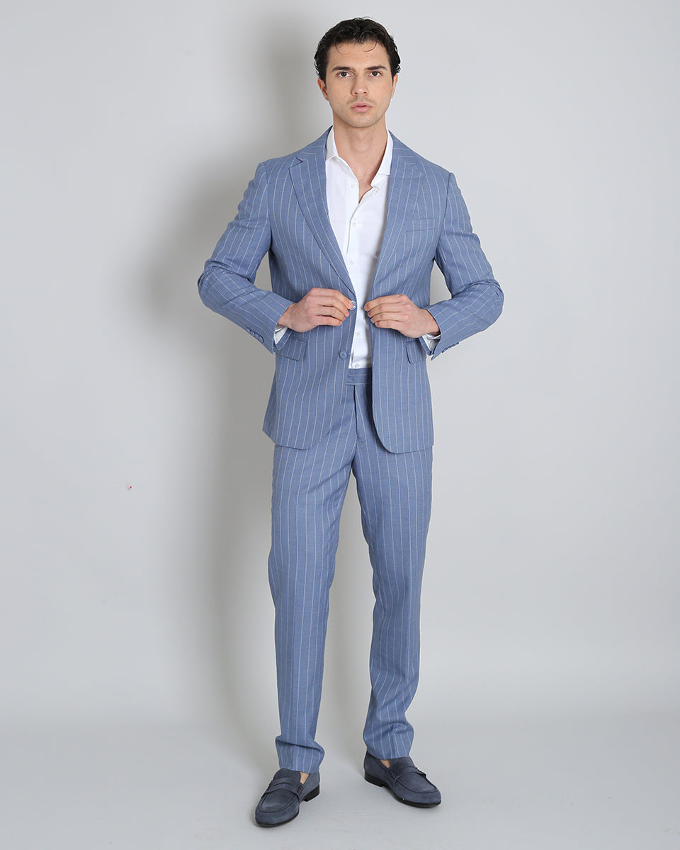 Single-breasted tailored suit