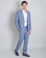 Single-breasted tailored suit