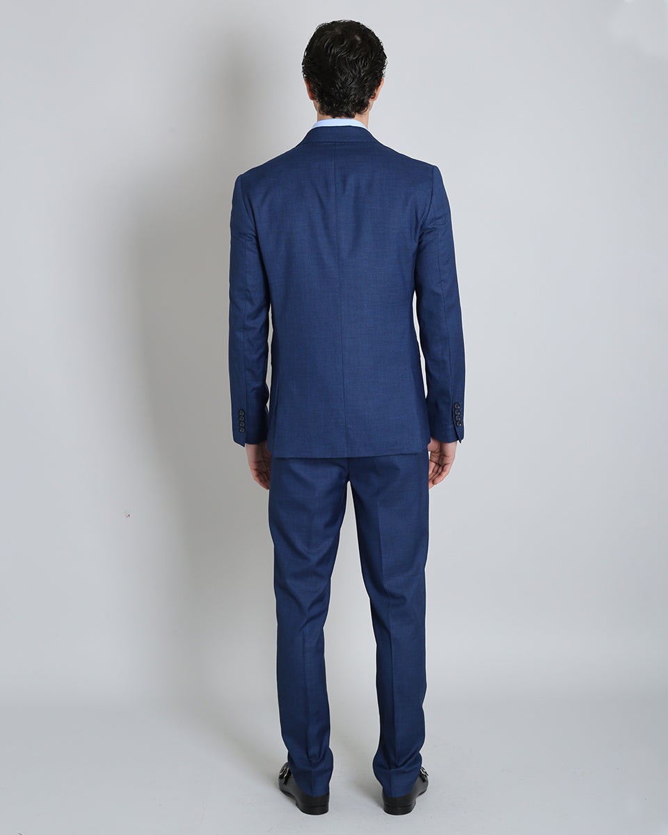 Single-breasted tailored suit