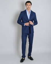 Single-breasted tailored suit