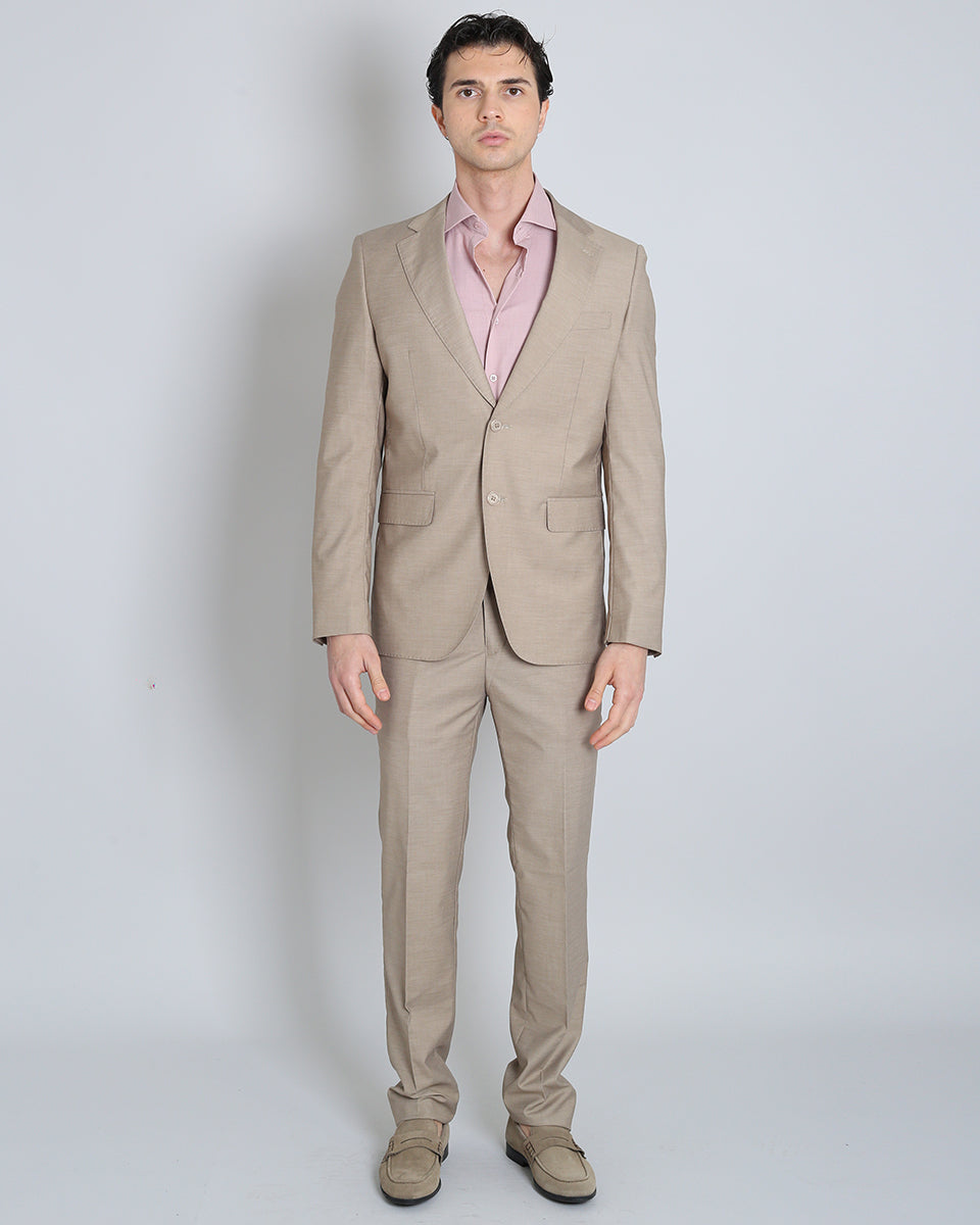 Single-breasted tailored suit