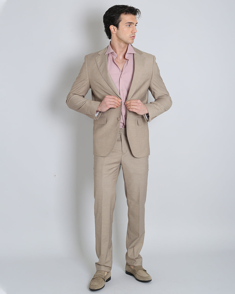 Single-breasted tailored suit