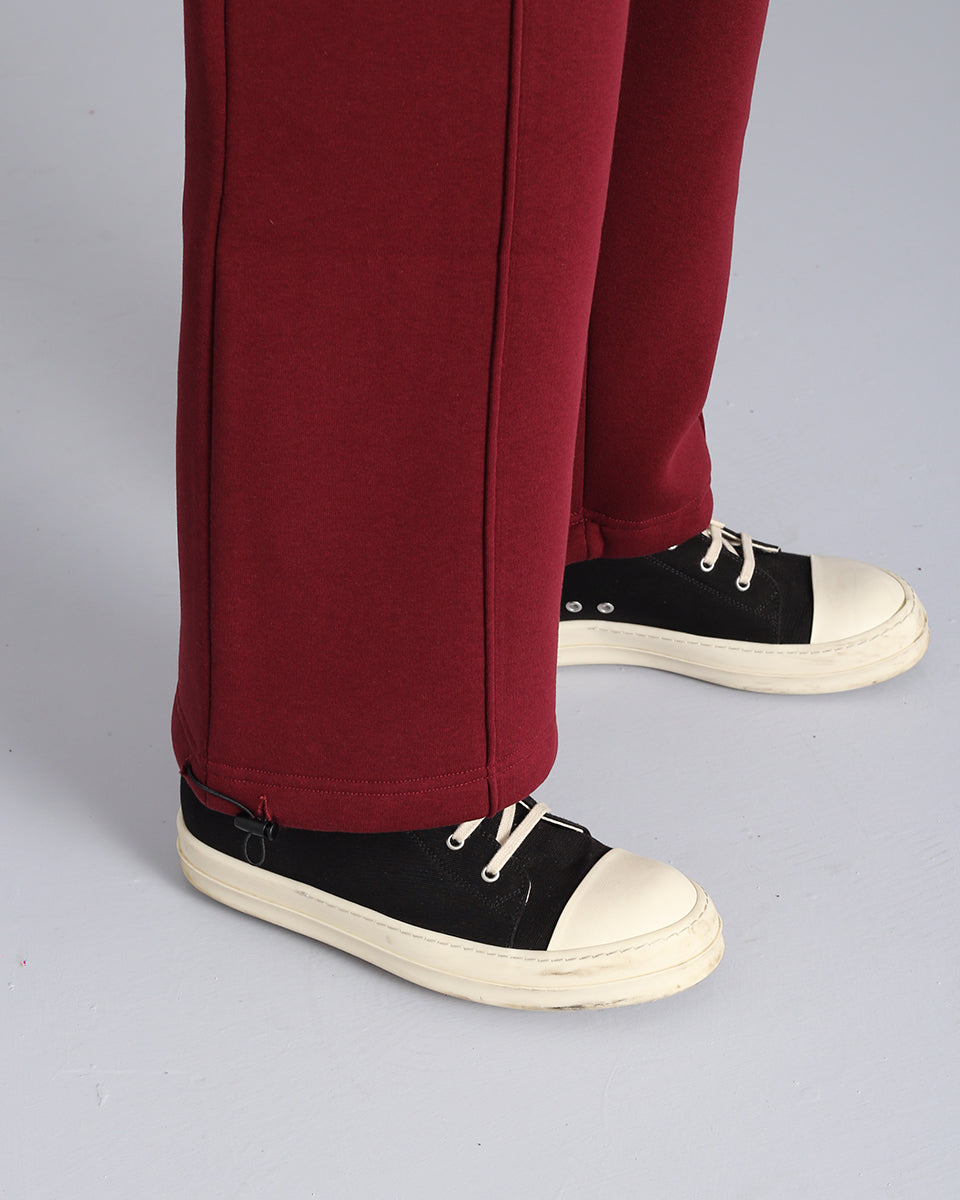 Tracksuit trousers with tights 