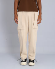 Tracksuit trousers with tights 