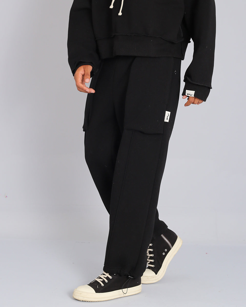 Tracksuit trousers with tights 